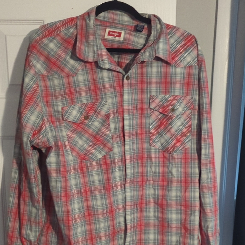 Wrangler Red and Blue Plaid Shirt